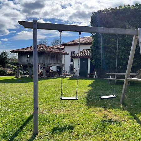 Гостевой дом La Ribera De Pria Villanueva de Pria Экстерьер фото